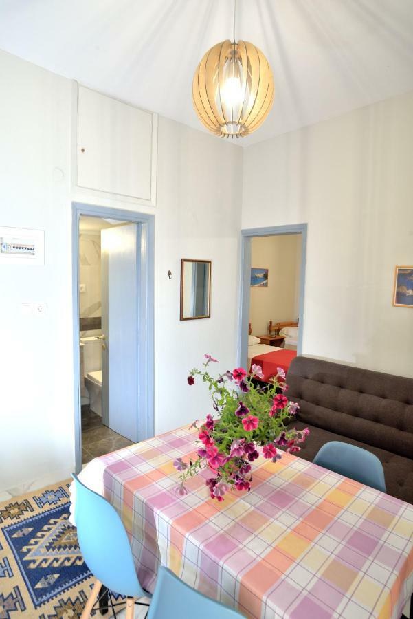 Deluxe Seaside Apartment Konstantinidis Nea Poteidaia Ngoại thất bức ảnh