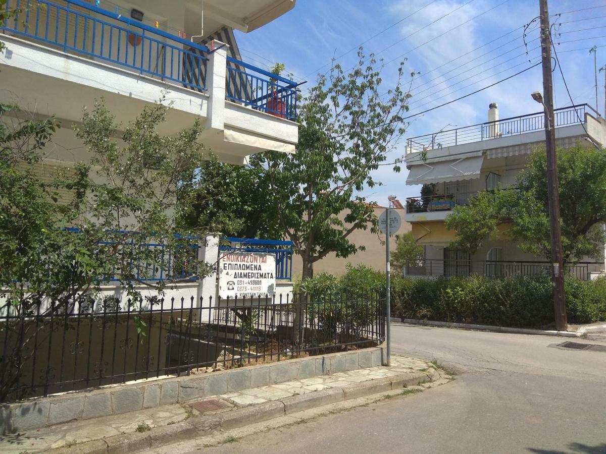 Deluxe Seaside Apartment Konstantinidis Nea Poteidaia Ngoại thất bức ảnh